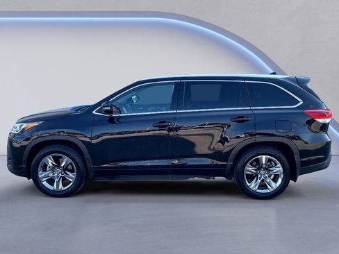 Used 2019 Toyota Highlander Limited Platinum AWD/4WD image 1