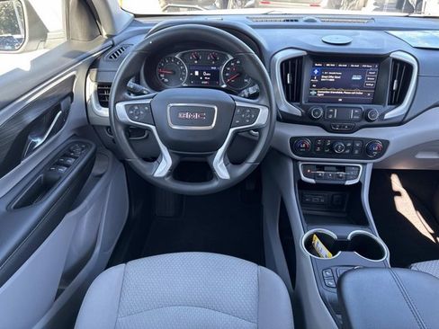 Used 2022 GMC Terrain SLE w/ Driver Convenience Package image 23
