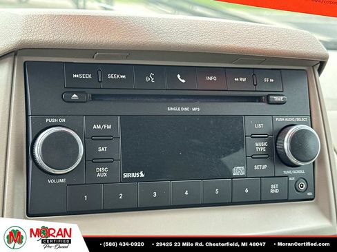 Used 2010 Chrysler Town & Country Touring w/ Family Value Group FWD image 21