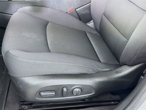 Used 2022 Chevrolet Malibu LT FWD image 24