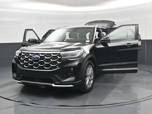 Used 2026 Ford Explorer Platinum RWD image 61