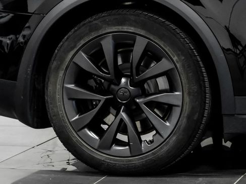 Used 2022 Tesla Model X AWD/4WD image 43