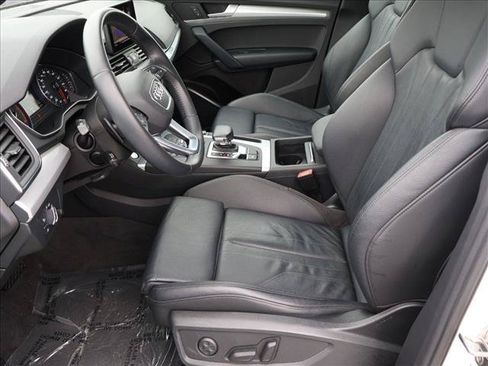 Used 2020 Audi Q5 2.0T Premium AWD/4WD image 22