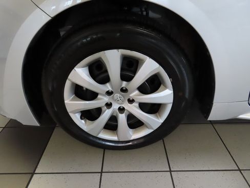 Used 2024 Toyota Corolla LE image 16