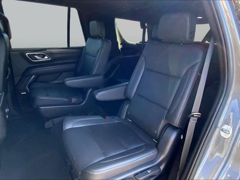 Used 2021 Chevrolet Tahoe LT w/ LT Signature Plus Package AWD/4WD image 21