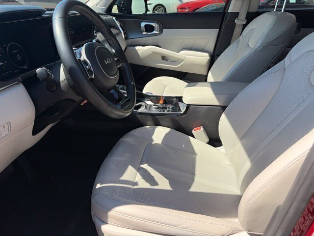 Used 2023 Kia Sorento SX AWD/4WD image 9
