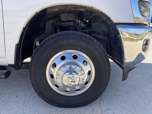 Used 2025 RAM 3500 Tradesman image 40