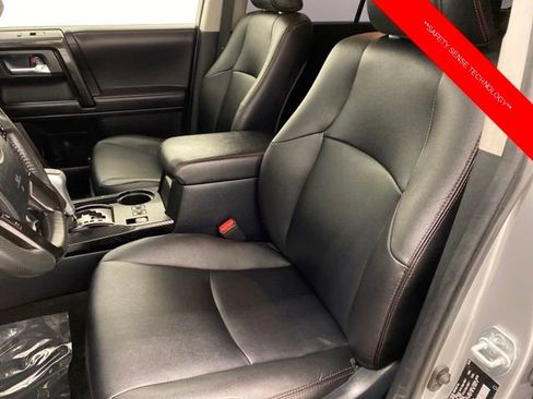 Certified 2022 Toyota 4Runner TRD Off-Road Premium image 16