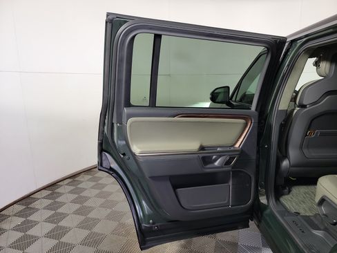 Used 2024 Rivian R1S Adventure AWD/4WD image 17