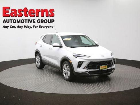 Used 2025 Buick Encore GX Preferred FWD image 49