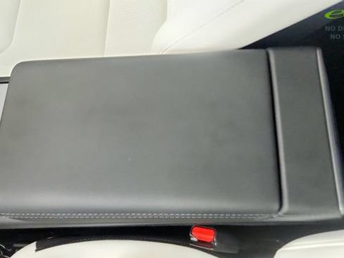 Used 2026 Tesla Model Y AWD image 65