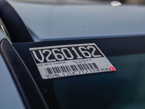 New 2026 Volvo XC40 B5 Plus w/ Protection Package Premier image 29