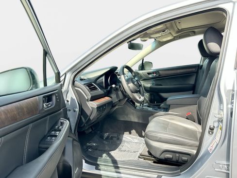Used 2019 Subaru Outback 2.5i Limited AWD/4WD image 10