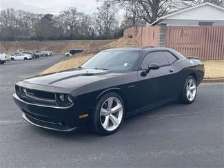 Used 2012 Dodge Challenger SXT w/ Sound Group video 3