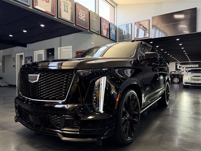 Used 2026 Cadillac Escalade V w/ LPO, ONYX Package