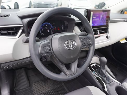 New 2026 Toyota Corolla LE image 9