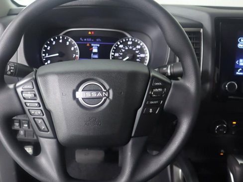 Certified 2024 Nissan Frontier SV w/ Technology Package image 16