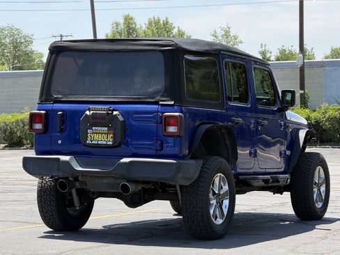 Used 2019 Jeep Wrangler Unlimited Sport S AWD/4WD image 5