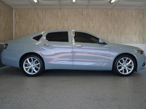 Used 2017 Chevrolet Impala LT w/ Leather Package FWD image 6