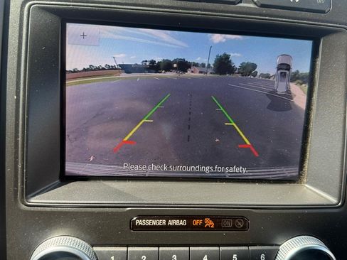 Used 2021 Ford Expedition XLT RWD image 16