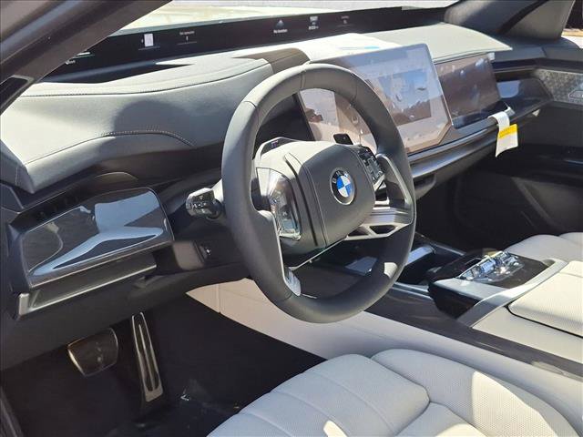 New 2027 BMW 740i w/ Premier Package RWD image 3