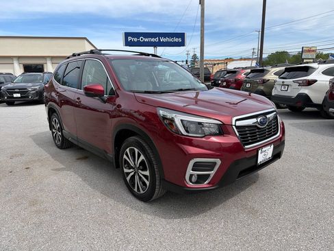 Used 2021 Subaru Forester Limited AWD/4WD image 1