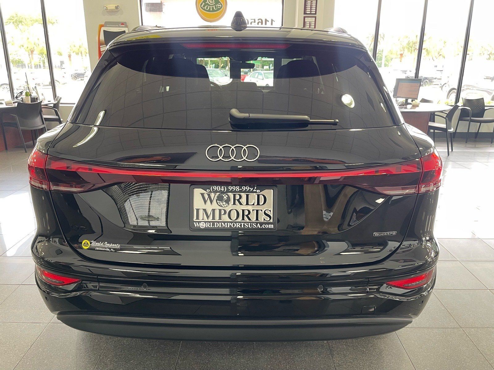 Used 2025 Audi Q6 e-tron Premium Plus w/ Premium Plus AWD/4WD image 6