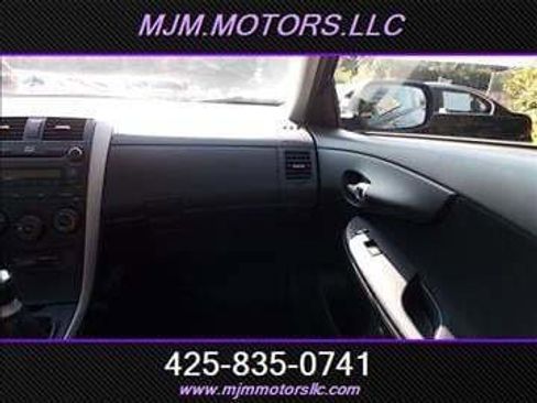 Used 2010 Toyota Corolla S image 20