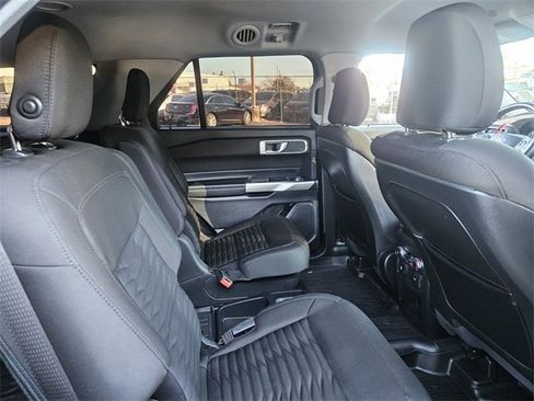 Used 2020 Ford Explorer XLT w/ Comfort Package image 19