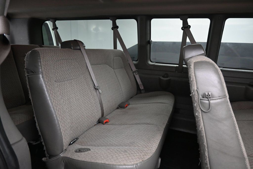 Used 2023 Chevrolet Express 3500 LS RWD image 27
