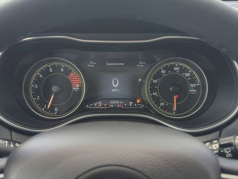 Used 2022 Jeep Cherokee Latitude Lux w/ Sun & Sound Group AWD/4WD image 16