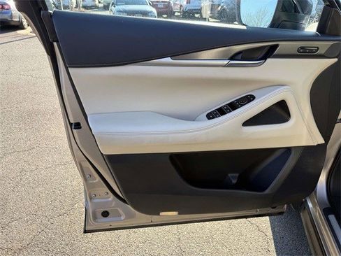 Used 2024 INFINITI QX60 Luxe image 12