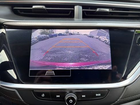 Used 2021 Buick Encore GX Select w/ Sport Touring Package FWD image 13
