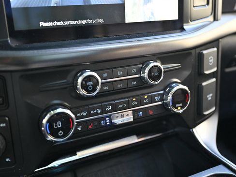 Used 2021 Ford F150 Platinum w/ Equipment Group 701A High AWD/4WD image 28