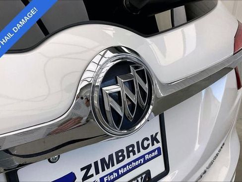 Used 2018 Buick Envision Essence FWD image 31
