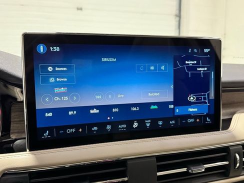 Used 2025 Lincoln Corsair Grand Touring AWD/4WD image 20