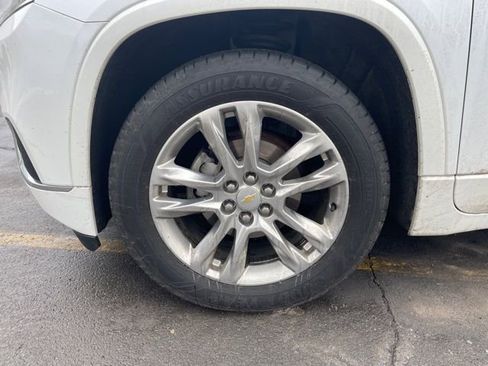 Used 2019 Chevrolet Traverse High Country image 4