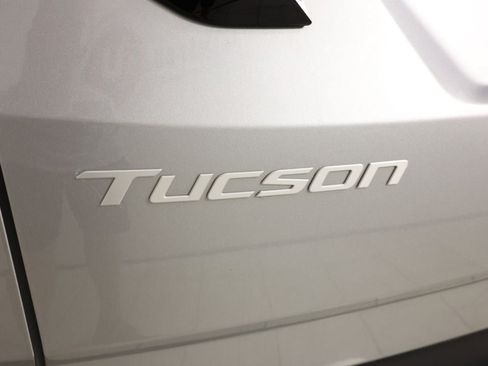Used 2025 Hyundai Tucson SEL AWD/4WD image 14
