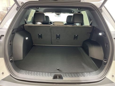 New 2026 GMC Terrain Elevation w/ Elevation Premium Package FWD image 24