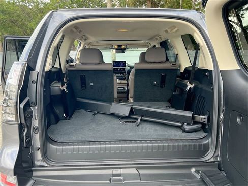Certified 2023 Lexus GX 460 Premium image 23