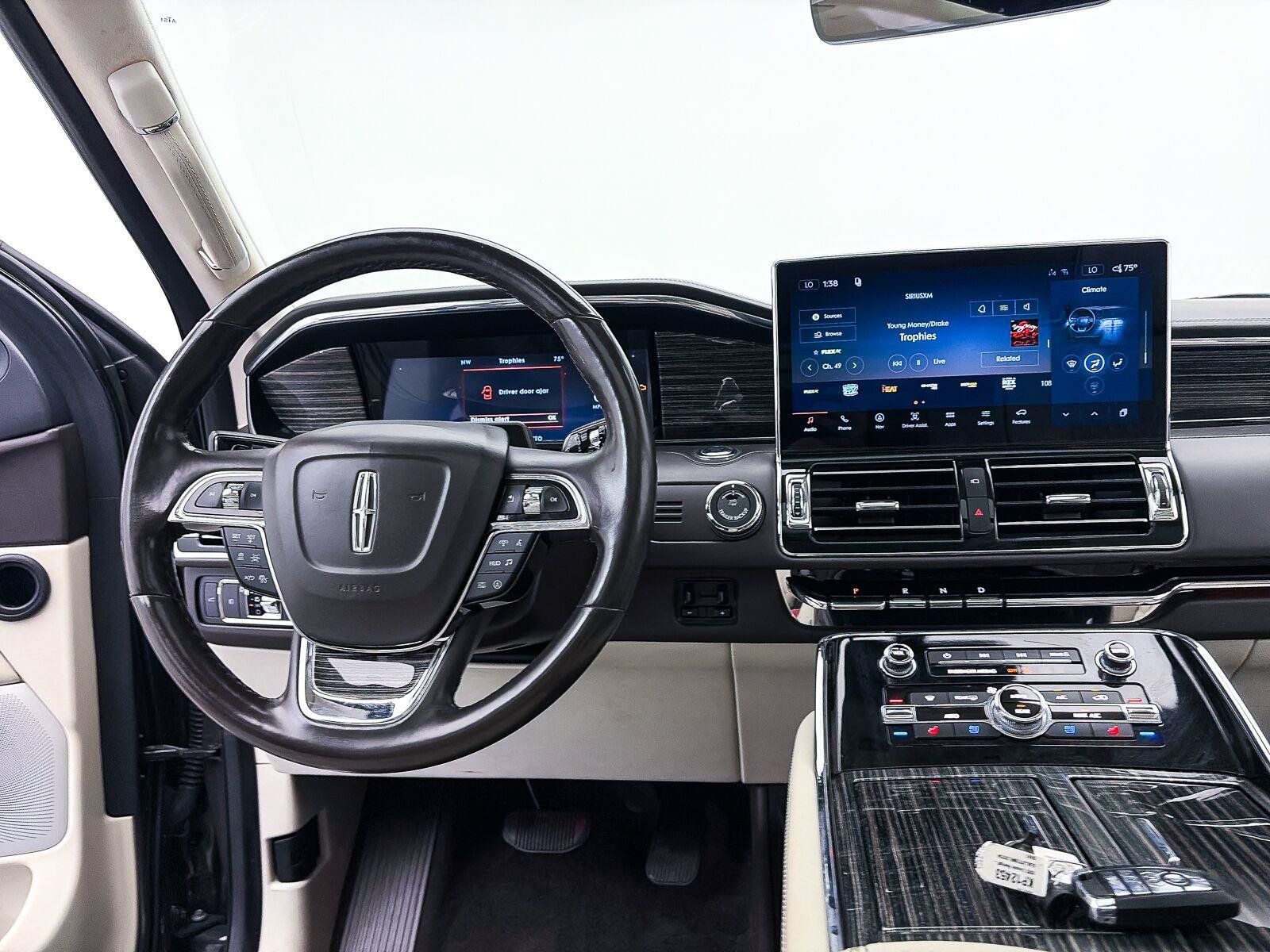 Used 2022 Lincoln Navigator Black Label AWD/4WD image 7