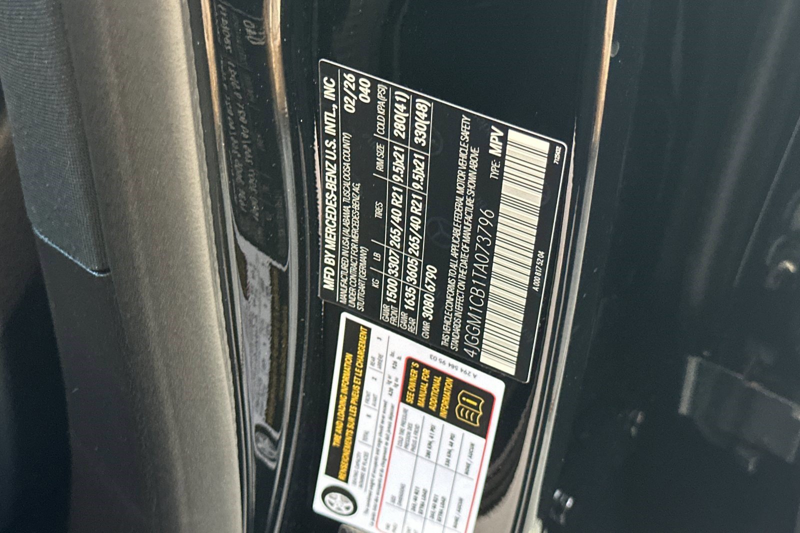 Used 2026 Mercedes-Benz EQE 320 4MATIC SUV image 18