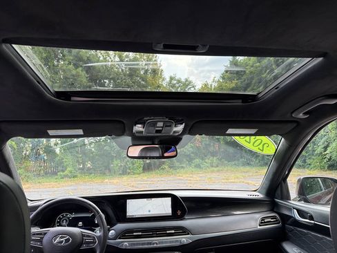 Used 2020 Hyundai Palisade Limited FWD image 22