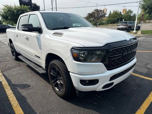 Used 2022 RAM 1500 Big Horn AWD/4WD image 3