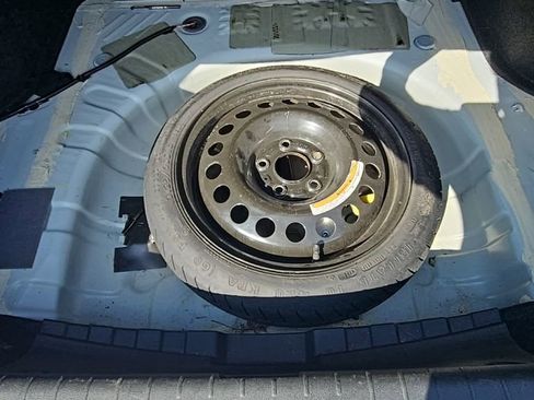 Used 2024 Nissan Sentra SR w/ SR Premium Package image 23