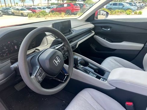 Used 2025 Honda Accord LX image 21
