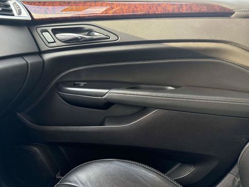 Used 2016 Cadillac SRX Luxury w/ Driver Awareness Package image 22