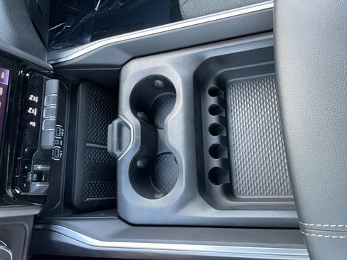 New 2026 RAM 1500 4x4 Crew Cab image 18