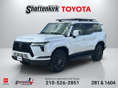 Used 2026 Lexus GX 550 w/ Accessory Package (2T) AWD/4WD image 1