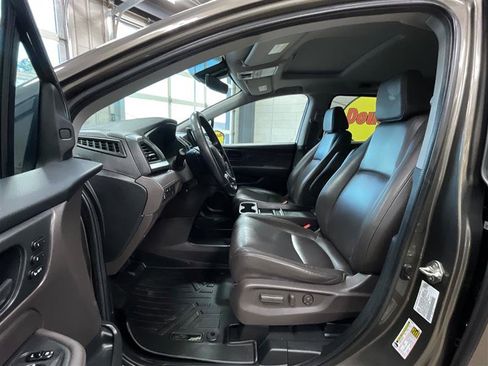 Used 2019 Honda Odyssey EX-L image 11